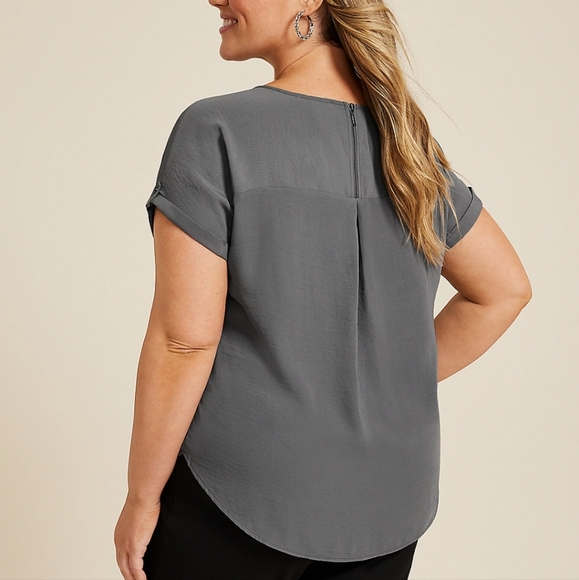 Maurices Tops - SALE!! Zipper back blouse